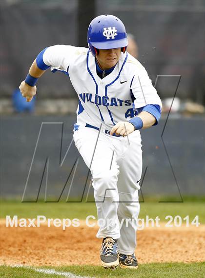 Thumbnail 2 in East Hamilton vs. Wilson Central photogallery.