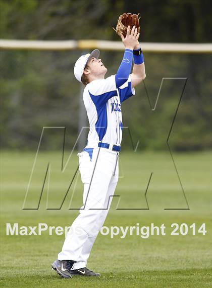 Thumbnail 3 in East Hamilton vs. Wilson Central photogallery.