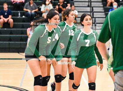 Thumbnail 3 in Reedley @ Hoover photogallery.