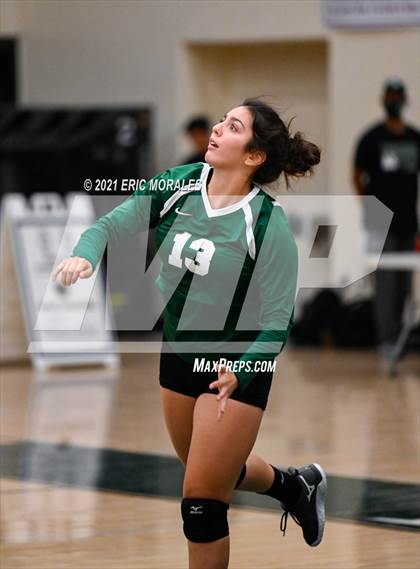 Thumbnail 2 in Reedley @ Hoover photogallery.