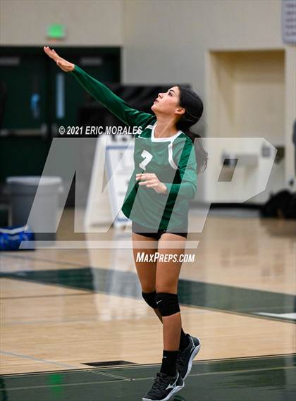 Thumbnail 1 in Reedley @ Hoover photogallery.