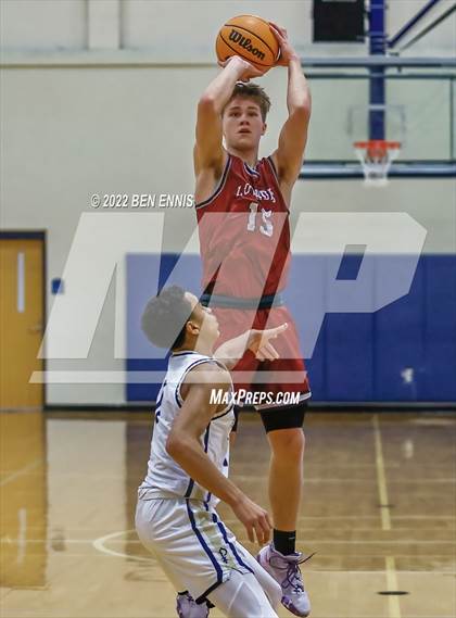 Thumbnail 3 in St. Pius X Catholic vs Lowndes (Lemon Street Classic) photogallery.