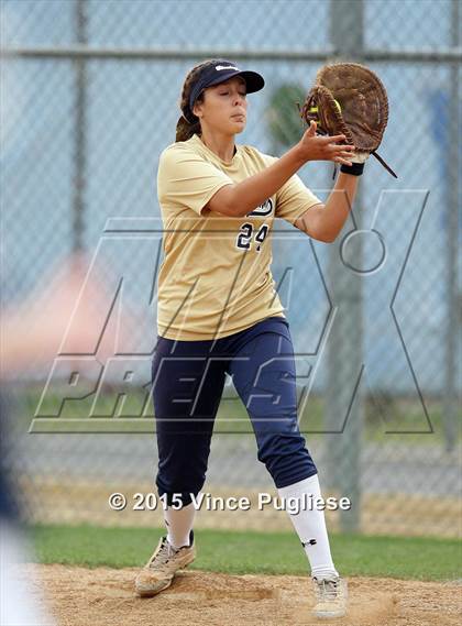 Thumbnail 3 in Sierra Canyon vs. Birmingham (Lincoln Spring Fling) photogallery.