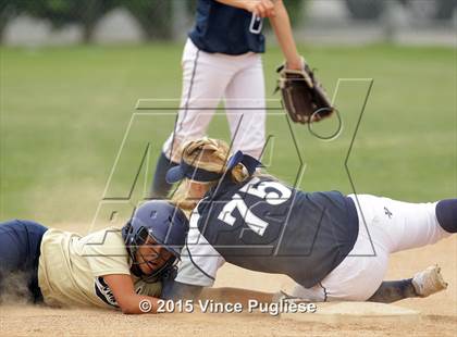 Thumbnail 2 in Sierra Canyon vs. Birmingham (Lincoln Spring Fling) photogallery.
