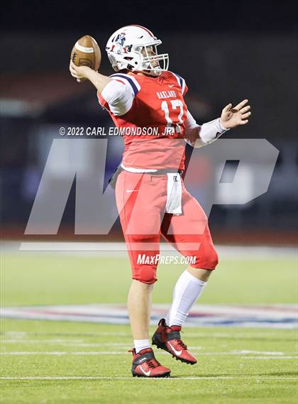Thumbnail 1 in Maryville @ Oakland (TSSAA D1-6A Semifinal Playoff) photogallery.