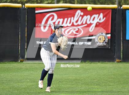 Thumbnail 2 in JW North vs. Paraclete (CIF-SS D4 Final) photogallery.