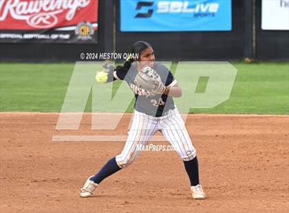 Thumbnail 2 in JW North vs. Paraclete (CIF-SS D4 Final) photogallery.
