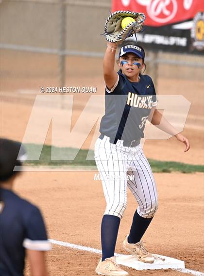 Thumbnail 2 in JW North vs. Paraclete (CIF-SS D4 Final) photogallery.