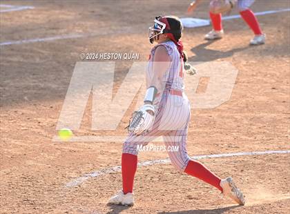 Thumbnail 2 in JW North vs. Paraclete (CIF-SS D4 Final) photogallery.