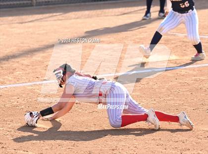 Thumbnail 3 in JW North vs. Paraclete (CIF-SS D4 Final) photogallery.