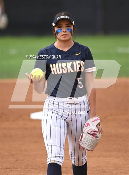 Thumbnail 2 in JW North vs. Paraclete (CIF-SS D4 Final) photogallery.
