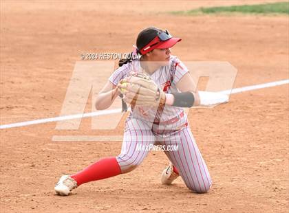 Thumbnail 2 in JW North vs. Paraclete (CIF-SS D4 Final) photogallery.