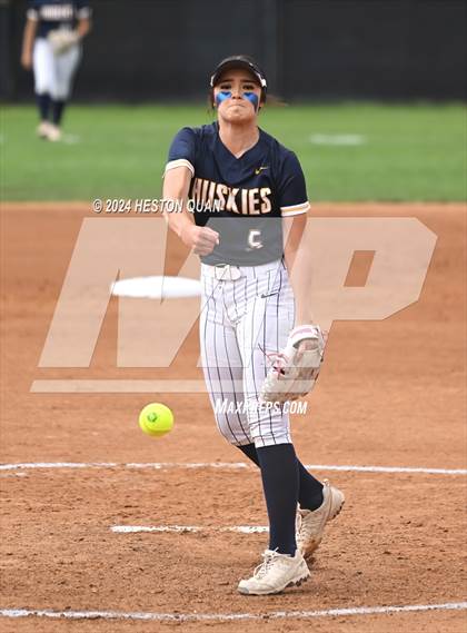Thumbnail 2 in JW North vs. Paraclete (CIF-SS D4 Final) photogallery.