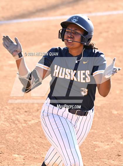 Thumbnail 2 in JW North vs. Paraclete (CIF-SS D4 Final) photogallery.