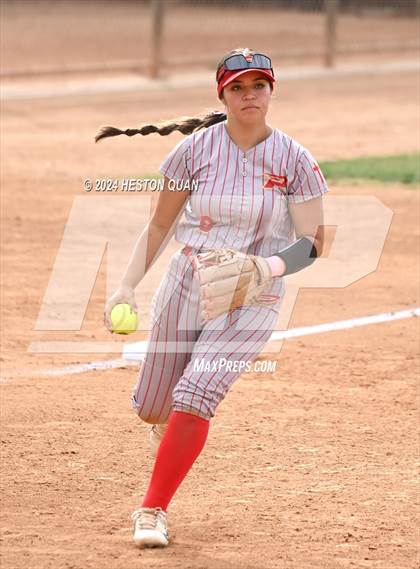 Thumbnail 3 in JW North vs. Paraclete (CIF-SS D4 Final) photogallery.