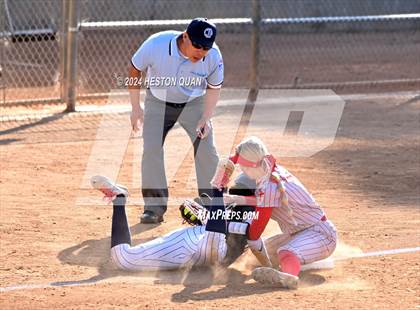 Thumbnail 3 in JW North vs. Paraclete (CIF-SS D4 Final) photogallery.