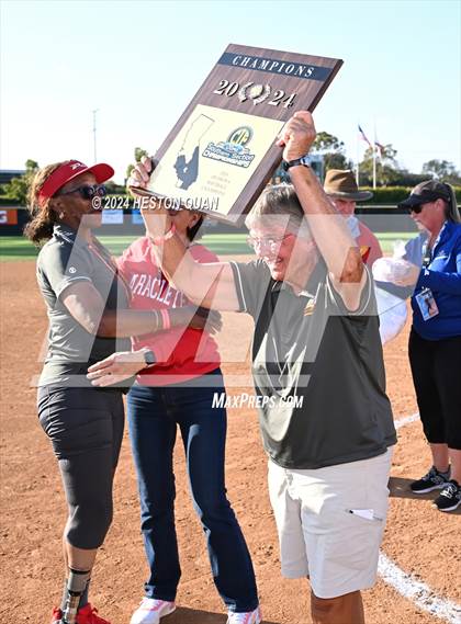 Thumbnail 2 in JW North vs. Paraclete (CIF-SS D4 Final) photogallery.