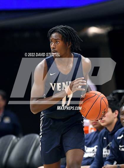 Thumbnail 2 in Venice vs. Pleasant Valley (CIF State D3 Final) photogallery.