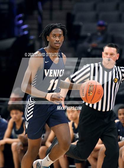 Thumbnail 3 in Venice vs. Pleasant Valley (CIF State D3 Final) photogallery.