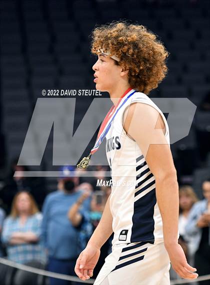Thumbnail 1 in Venice vs. Pleasant Valley (CIF State D3 Final) photogallery.