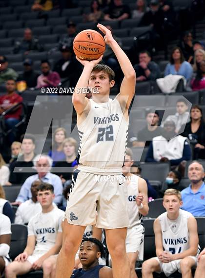 Thumbnail 1 in Venice vs. Pleasant Valley (CIF State D3 Final) photogallery.