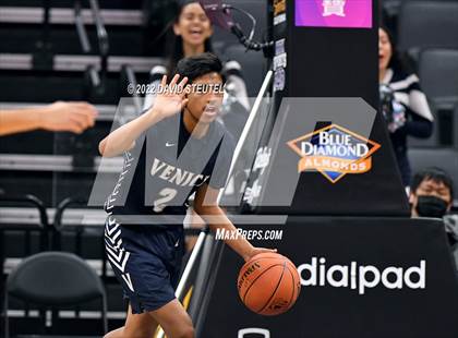 Thumbnail 1 in Venice vs. Pleasant Valley (CIF State D3 Final) photogallery.