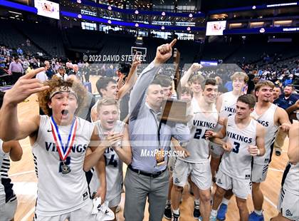Thumbnail 2 in Venice vs. Pleasant Valley (CIF State D3 Final) photogallery.