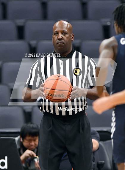 Thumbnail 3 in Venice vs. Pleasant Valley (CIF State D3 Final) photogallery.
