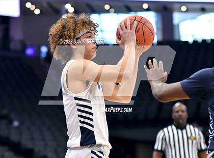 Thumbnail 3 in Venice vs. Pleasant Valley (CIF State D3 Final) photogallery.