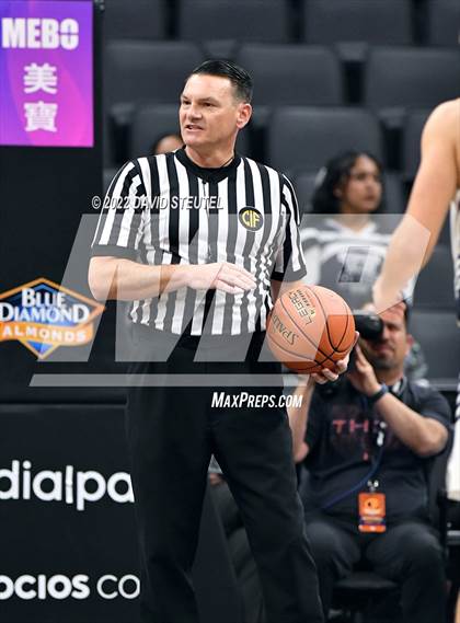 Thumbnail 2 in Venice vs. Pleasant Valley (CIF State D3 Final) photogallery.