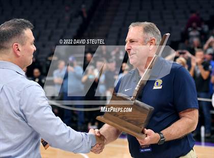 Thumbnail 2 in Venice vs. Pleasant Valley (CIF State D3 Final) photogallery.
