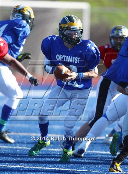 Thumbnail 1 in 2014 Sacramento Bee - Optimist All-Star Classic (Football) photogallery.
