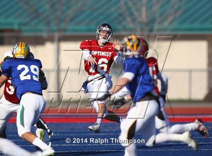 Thumbnail 3 in 2014 Sacramento Bee - Optimist All-Star Classic (Football) photogallery.