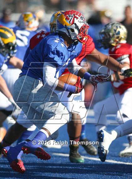 Thumbnail 3 in 2014 Sacramento Bee - Optimist All-Star Classic (Football) photogallery.