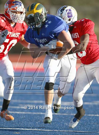 Thumbnail 1 in 2014 Sacramento Bee - Optimist All-Star Classic (Football) photogallery.