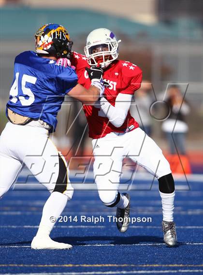 Thumbnail 2 in 2014 Sacramento Bee - Optimist All-Star Classic (Football) photogallery.