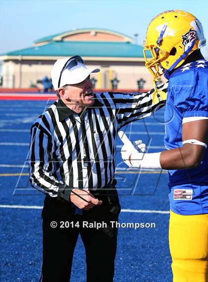 Thumbnail 2 in 2014 Sacramento Bee - Optimist All-Star Classic (Football) photogallery.