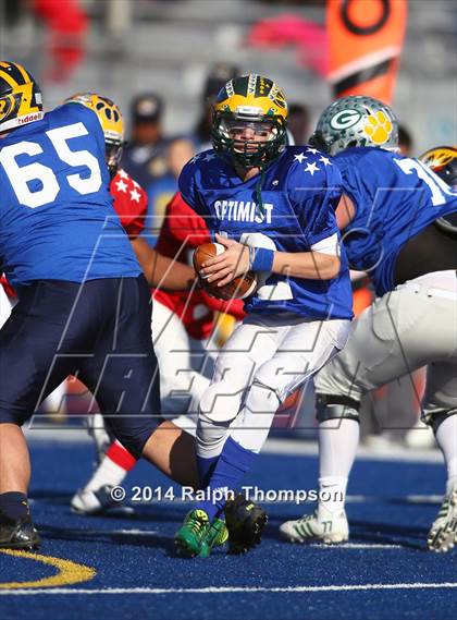 Thumbnail 3 in 2014 Sacramento Bee - Optimist All-Star Classic (Football) photogallery.