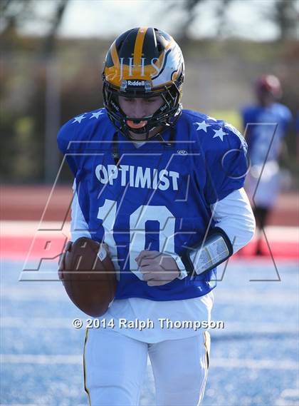 Thumbnail 1 in 2014 Sacramento Bee - Optimist All-Star Classic (Football) photogallery.