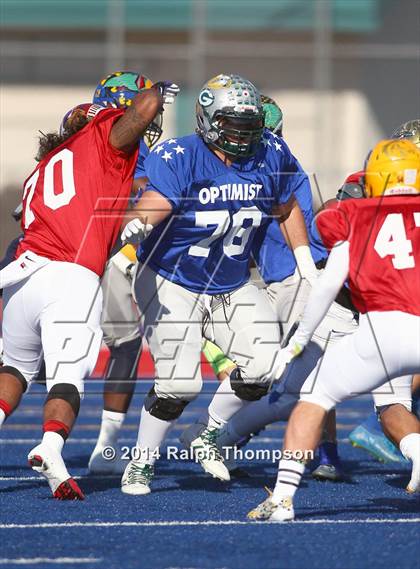 Thumbnail 2 in 2014 Sacramento Bee - Optimist All-Star Classic (Football) photogallery.