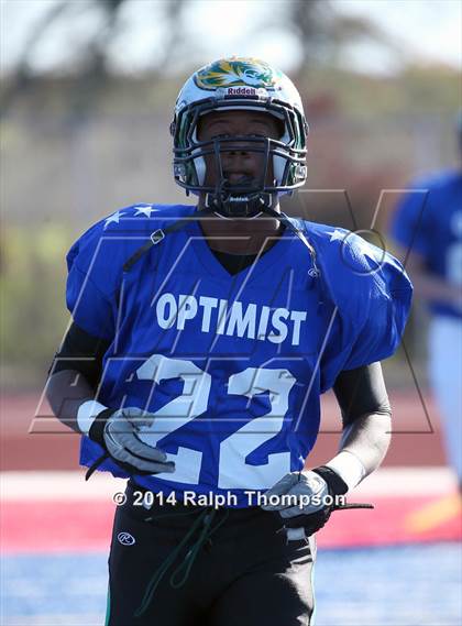 Thumbnail 1 in 2014 Sacramento Bee - Optimist All-Star Classic (Football) photogallery.