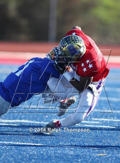 Thumbnail 1 in 2014 Sacramento Bee - Optimist All-Star Classic (Football) photogallery.