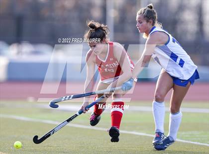 Thumbnail 2 in Wilson vs. Downingtown West photogallery.