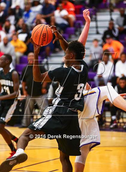 Thumbnail 3 in Far Northeast Warriors vs Boulder (CHSAA 5A 2nd Round Playoff) photogallery.