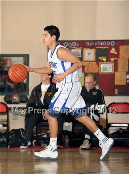 Thumbnail 1 in Central vs. Capistrano Valley (MaxPreps Holiday Classic) photogallery.
