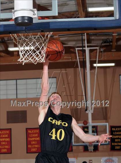 Thumbnail 3 in Central vs. Capistrano Valley (MaxPreps Holiday Classic) photogallery.