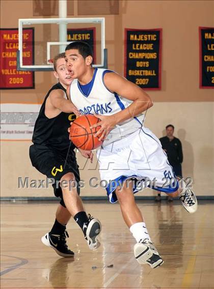 Thumbnail 1 in Central vs. Capistrano Valley (MaxPreps Holiday Classic) photogallery.