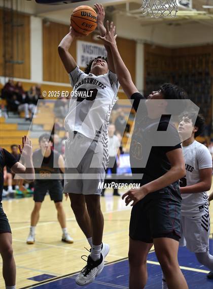 Thumbnail 2 in Woodcreek vs. Las Lomas (Huber Classic First Round) photogallery.