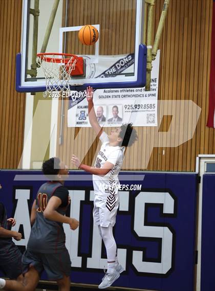 Thumbnail 2 in Woodcreek vs. Las Lomas (Huber Classic First Round) photogallery.