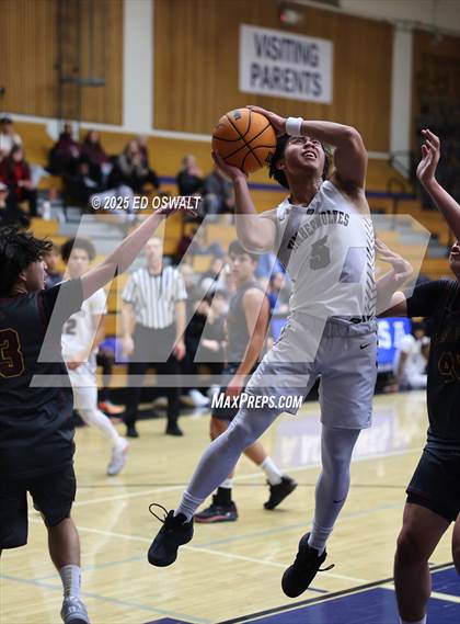 Thumbnail 1 in Woodcreek vs. Las Lomas (Huber Classic First Round) photogallery.